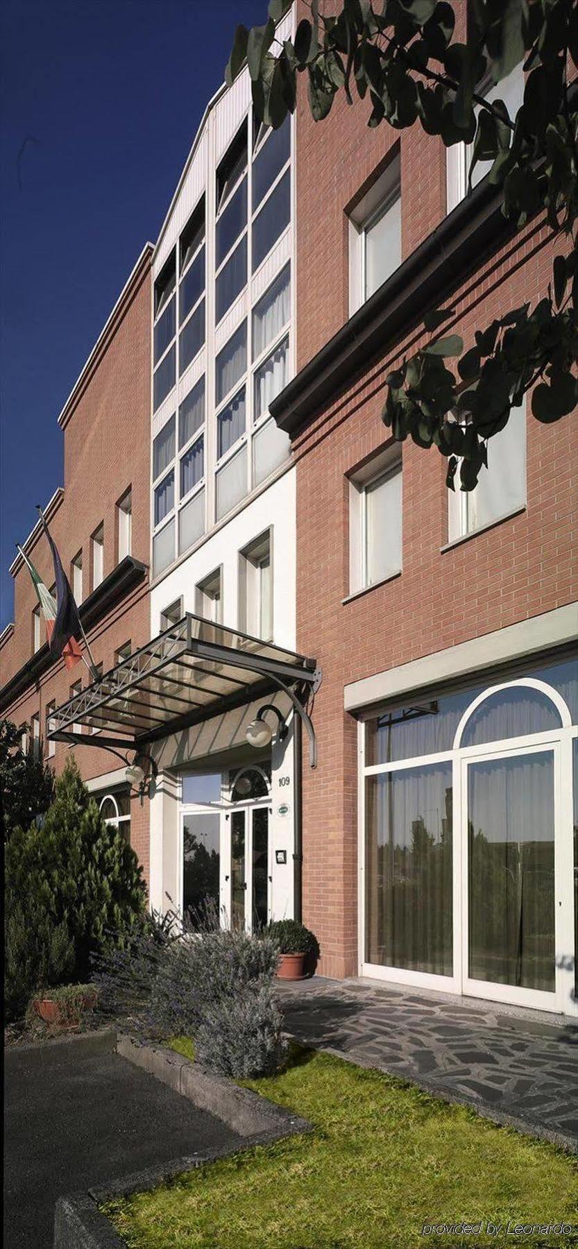 Hotel Primo Campi Bisenzio Bagian luar foto